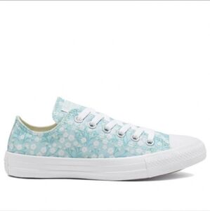 NWT Converse Ditsy Floral Sneakers Size 8